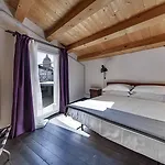 Palazzo Melfi Hotel 4*