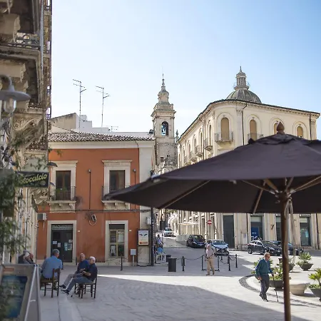 Palazzo Melfi 4* Comiso