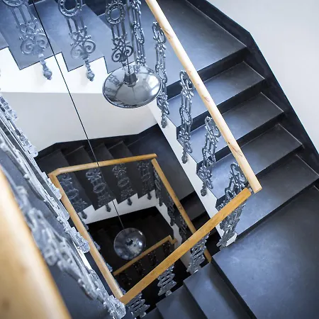 Palazzo Melfi Szálloda 4*