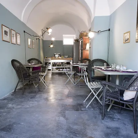 Palazzo Melfi Hotel
