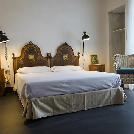 Palazzo Melfi Hotel