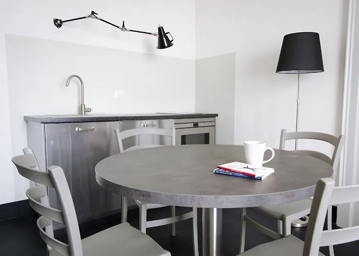 Palazzo Melfi 酒店 科米索